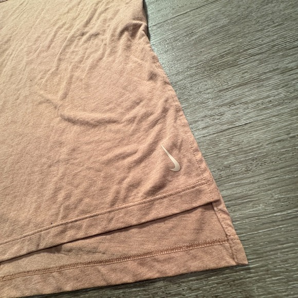 Nike Top Shirt Womens Small Pink Short Sleeve Tee Back Seam Stretch Lounge - Picture 2 of 9